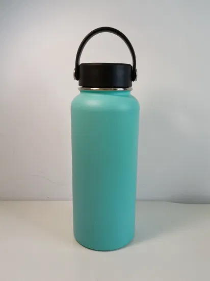 Botella Hydro Flask de acero inoxidable con aislamiento al vacío perfecto y gran tamaño